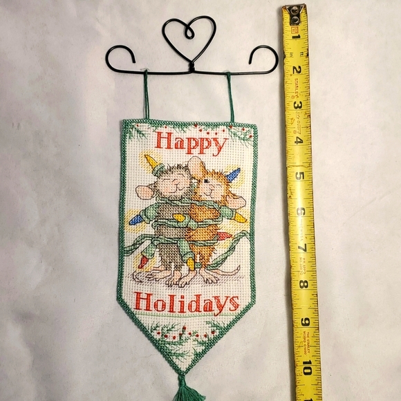 Cross Stitch Christmas Banner Mice Wrapped in Lights Dimensions Happy Holidays - Picture 5 of 6